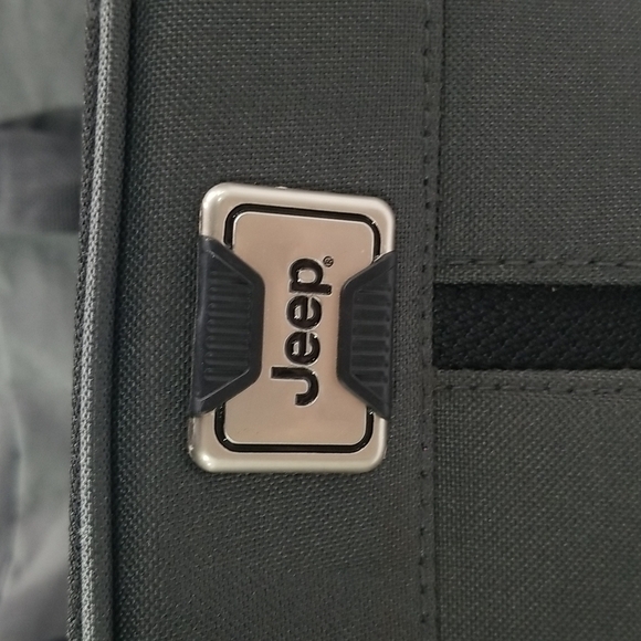 JEEP duffle bags with wheels - Picture 4 of 17